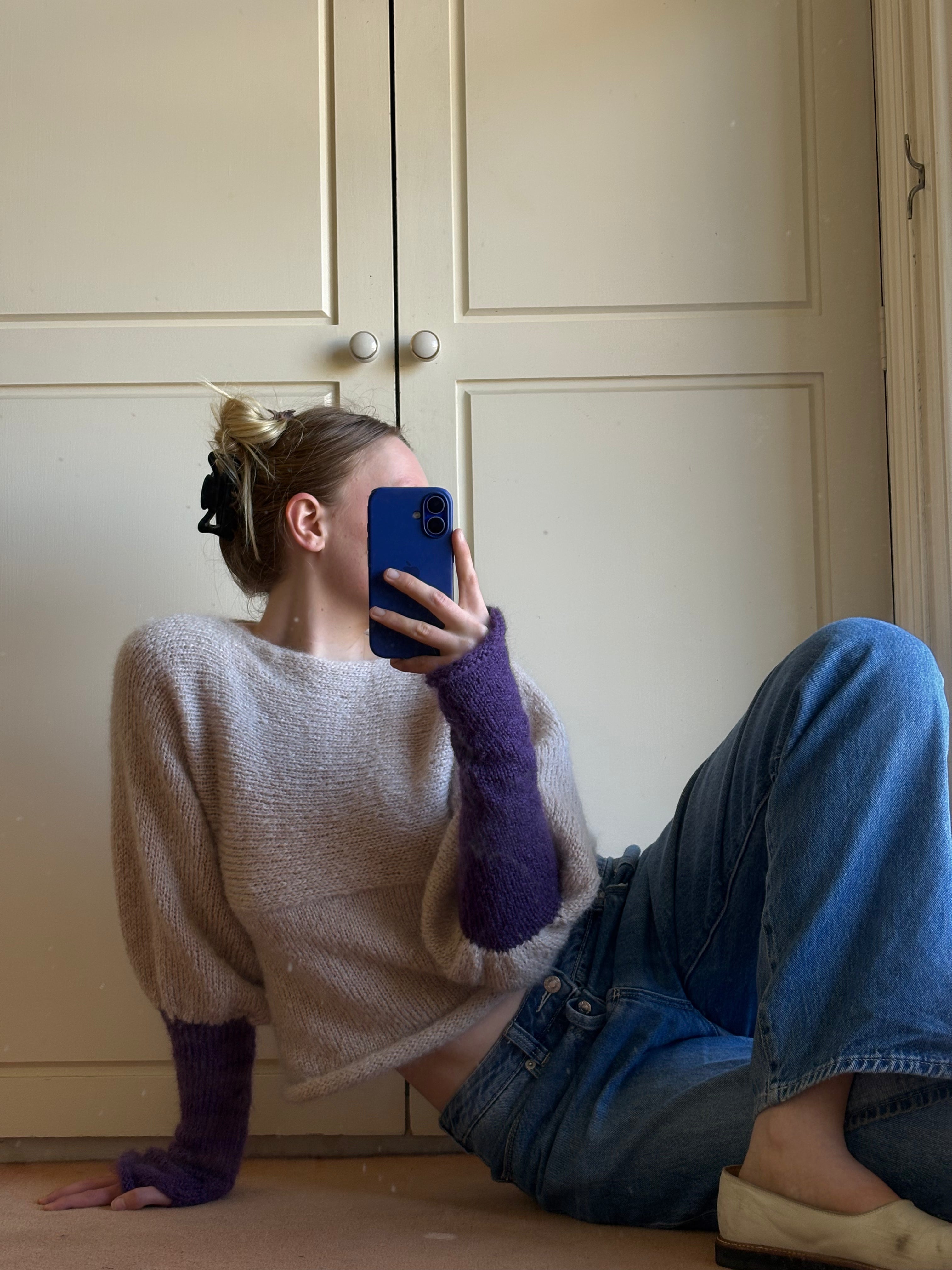 a balloon sleeve pullover (ready to ship)