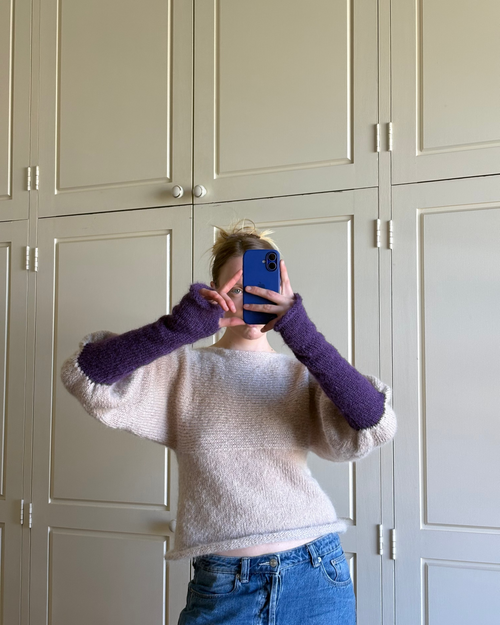 a balloon sleeve pullover (ready to ship)