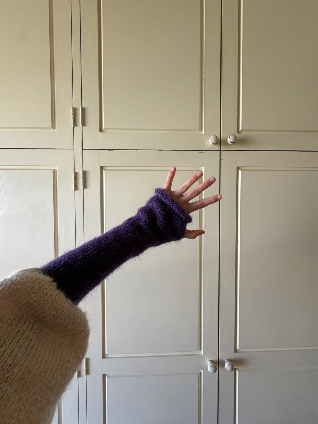 a balloon sleeve pullover (ready to ship)